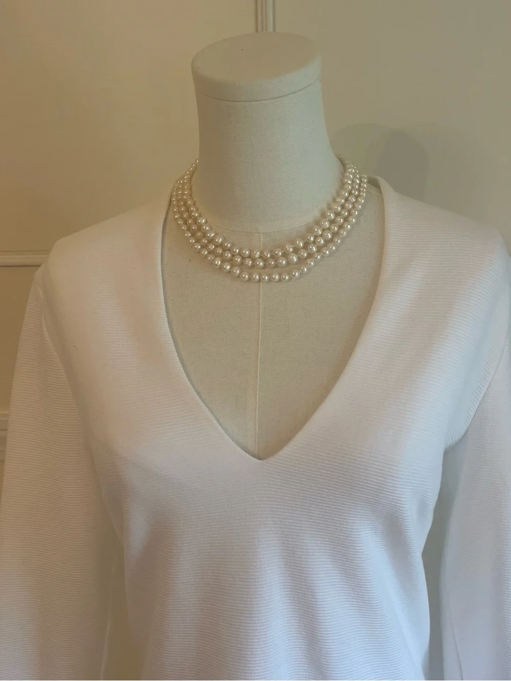 Lilly Pulitzer White V-Neck Long Sleeve Shift Dress
